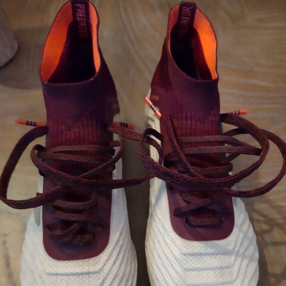 Soccer cleats
